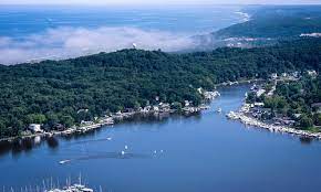 An ideal location for a Midwestern beach getaway is Saugatuck Michigan.