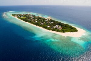 Known for its eco-friendly initiatives, Ukulhas is a great destination for travelers looking to enjoy sustainable tourism practices. The island offers beautiful beaches, snorkeling opportunities, and a peaceful atmosphere. A weekend visit to popular places in Ukulhas, Maldives is recommended.