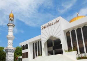 Visit the beautiful Guraidhoo Mosque, a significant cultural and religious landmark on the island. Admire the traditional Maldivian architecture, learn about the local Islamic customs, and experience the peaceful atmosphere of this sacred place of worship.