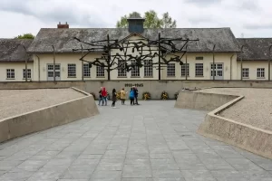 A somber but important historical site, the Dachau Memorial educates visitors about the atrocities of the Holocaust. It is one of the historical sites in Germany for tourists.