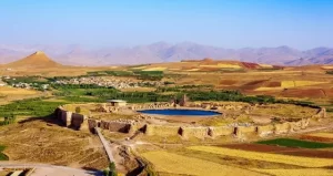 This archaeological site in northwestern Iran is home to the remains of a Zoroastrian fire temple and a fortified complex that dates back to the Sassanian Empire.
