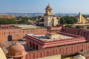 The City Palace in Jaipur is a magnificent complex of palaces, courtyards, and gardens that showcases the grandeur of Rajput architecture. Visitors can explore the palace's museums, galleries, and stunning architecture.