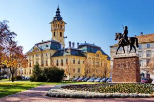 Located on the banks of the Tisza River, Szeged is known for its beautiful architecture, vibrant cultural events, and historic landmarks like the Votive Church. As the third-largest city in Hungary, Szeged offers tourists a perfect blend of historical sites