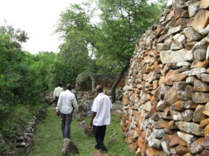 Located near Lake Victoria, this site features the remains of a stone-walled settlement dating back to the 15th century. Tourists can explore the ruins and learn about the site's history.