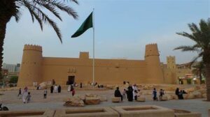 Located in Riyadh, the Al-Masmak Fortress is a historic landmark that played a pivotal role in the establishment of the modern Kingdom of Saudi Arabia. It is now a museum showcasing artifacts and exhibits related to the country's founding.
