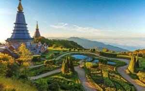 Home to Thailand’s highest peak, Doi Inthanon, this national park is rich in biodiversity. Visitors can hike through lush forests, visit cascading waterfalls, and explore the King and Queen Pagodas with their stunning gardens.