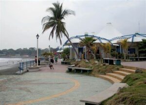 Known for its picturesque beaches and vibrant surf culture, La Libertad is a favorite for beachgoers and food lovers, especially its fresh seafood.