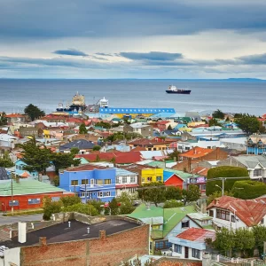 As the gateway to Patagonia, this southern city boasts a rich maritime history and stunning views of the Strait of Magellan. Visitors can explore nearby natural wonders, including the famous Torres del Paine.