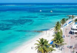 Known for its crystal-clear waters and white sandy beaches, San Andrés is a tropical paradise. The island offers excellent snorkeling, diving, and a laid-back atmosphere perfect for relaxation.