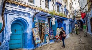 Famous for its blue-painted streets and buildings, Chefchaouen is a photographer’s paradise in the Rif Mountains.Its tranquil atmosphere and scenic views make it a serene getaway.